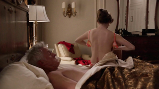 Scena erotica di Danielle Panabaker da Mad Men s06e06 (2013)