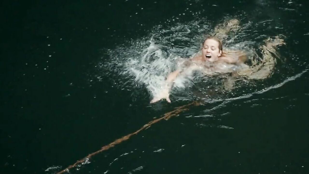 Amber Heard Erotikszene aus The River Why (2010)