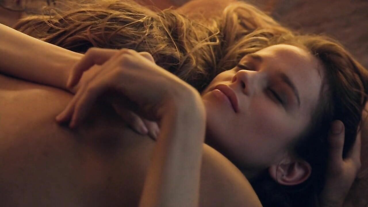 Gwendoline Taylor nude, sex scene from Spartacus s03e10 (2013)