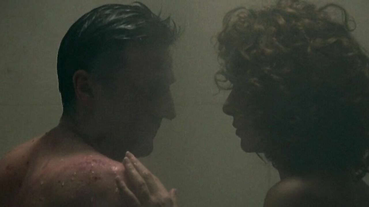 Valeria Golino erotic scene from 36 Quai des Orfevres (2004)