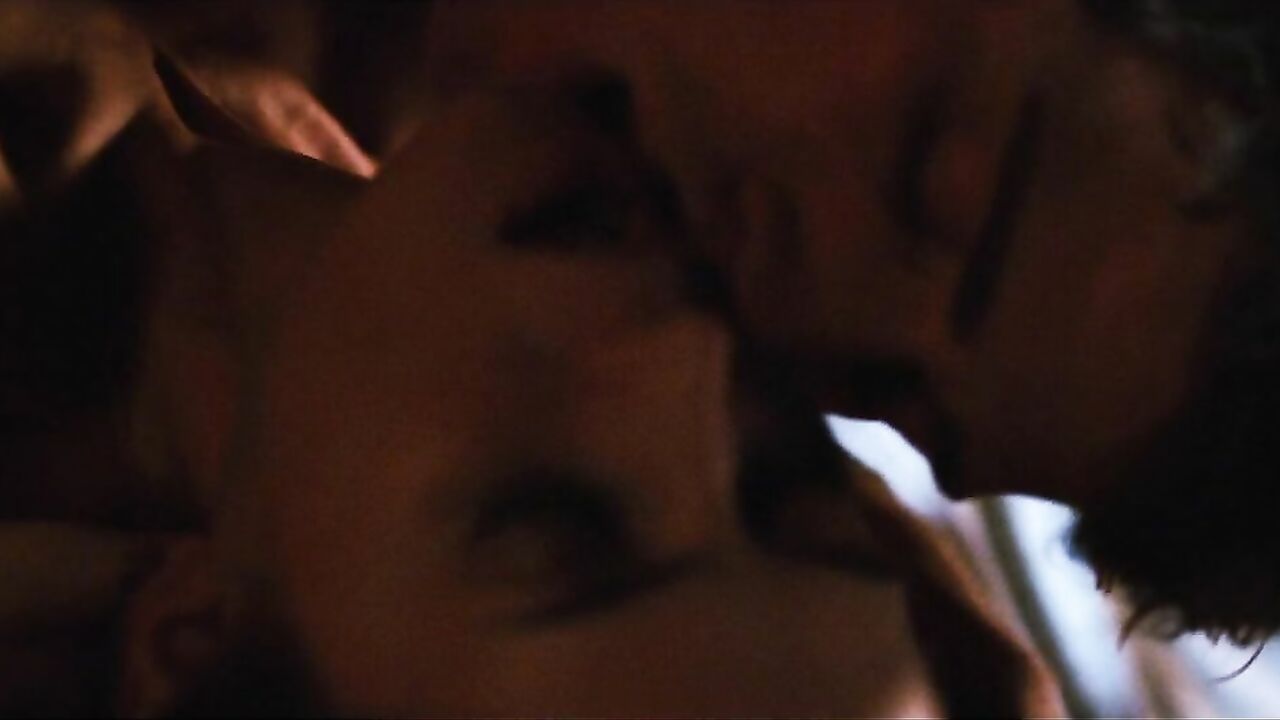 Eliza Dushku nude, sex scene from Nobel Son (2007)