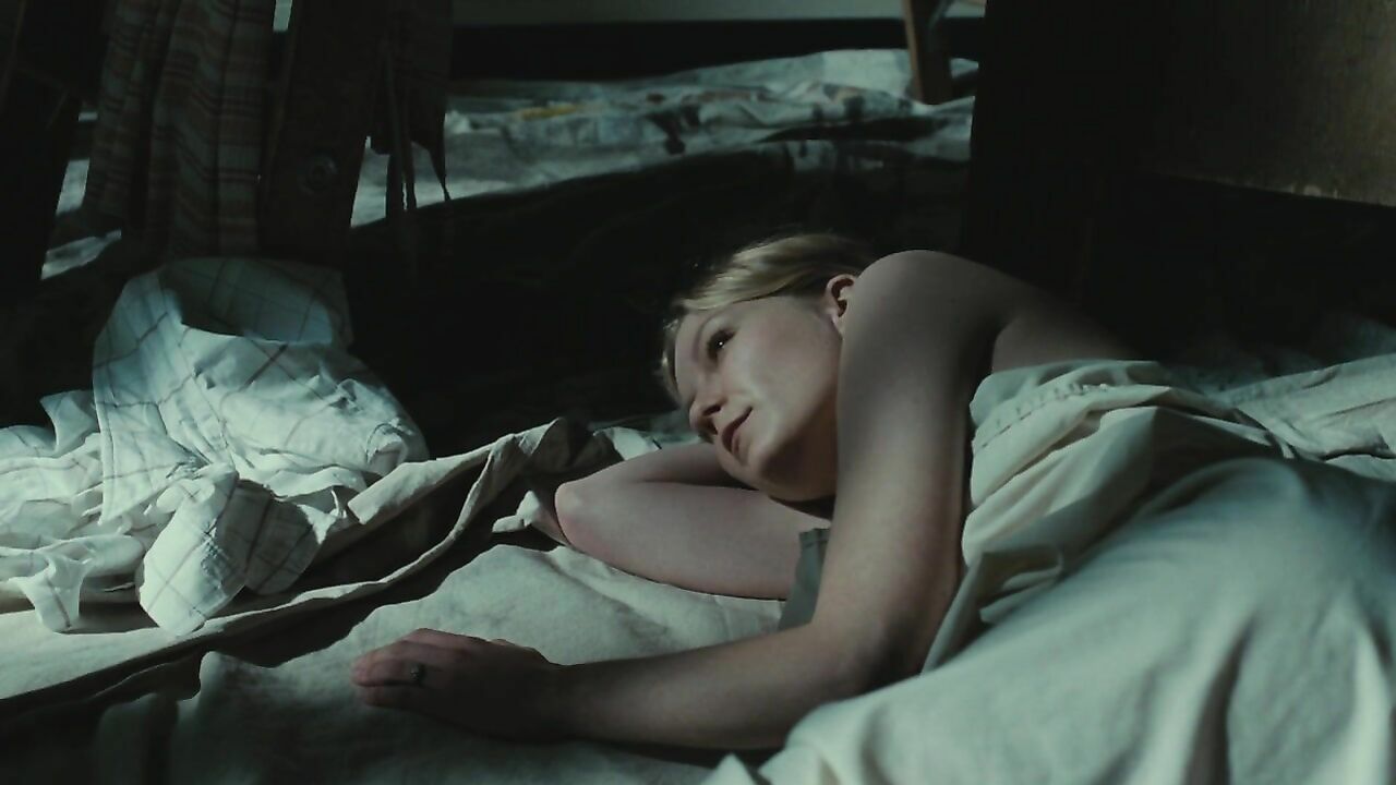 Kirsten Dunst erotische Szene aus All Good Things (2010)