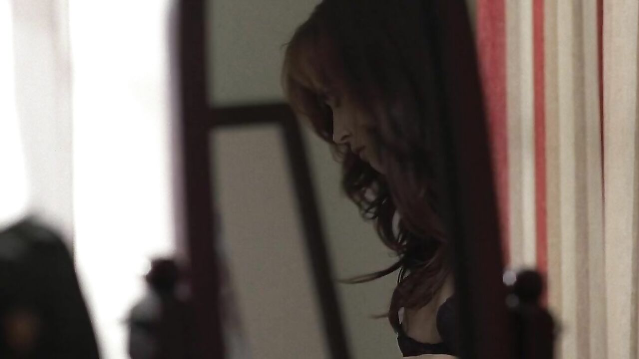 Tanit Phoenix erotic scene from Lost Boys: The Thirst (2010)