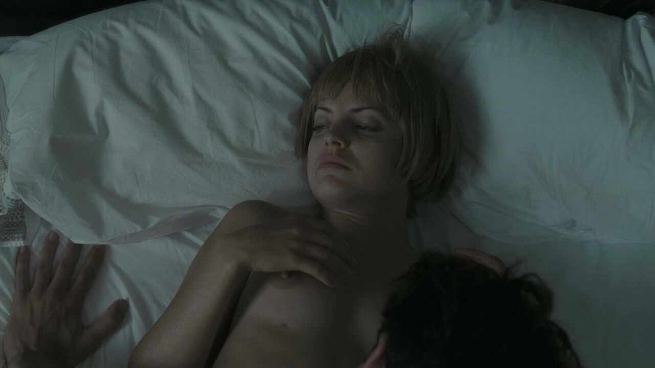 Mena Suvari nude, sex scene from Garden of Eden (2008)