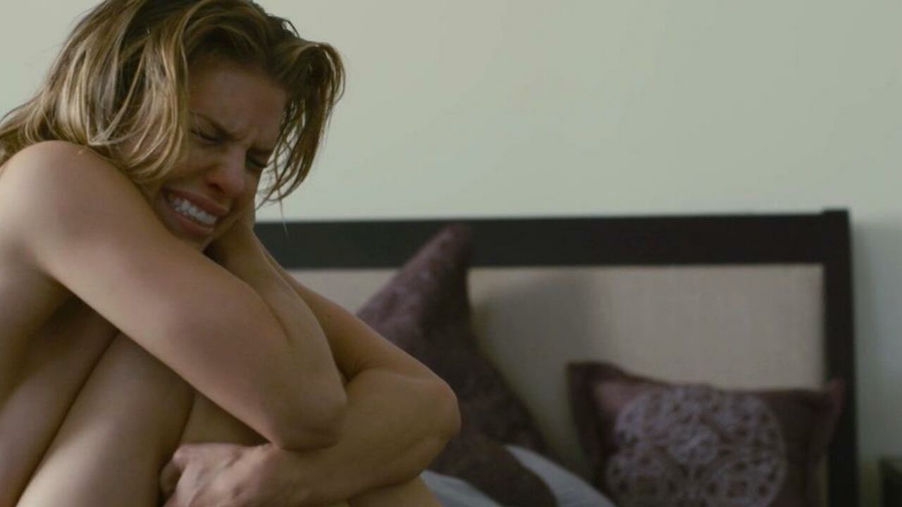 AnnaLynne McCord erotic scene from Officer Down (2013)