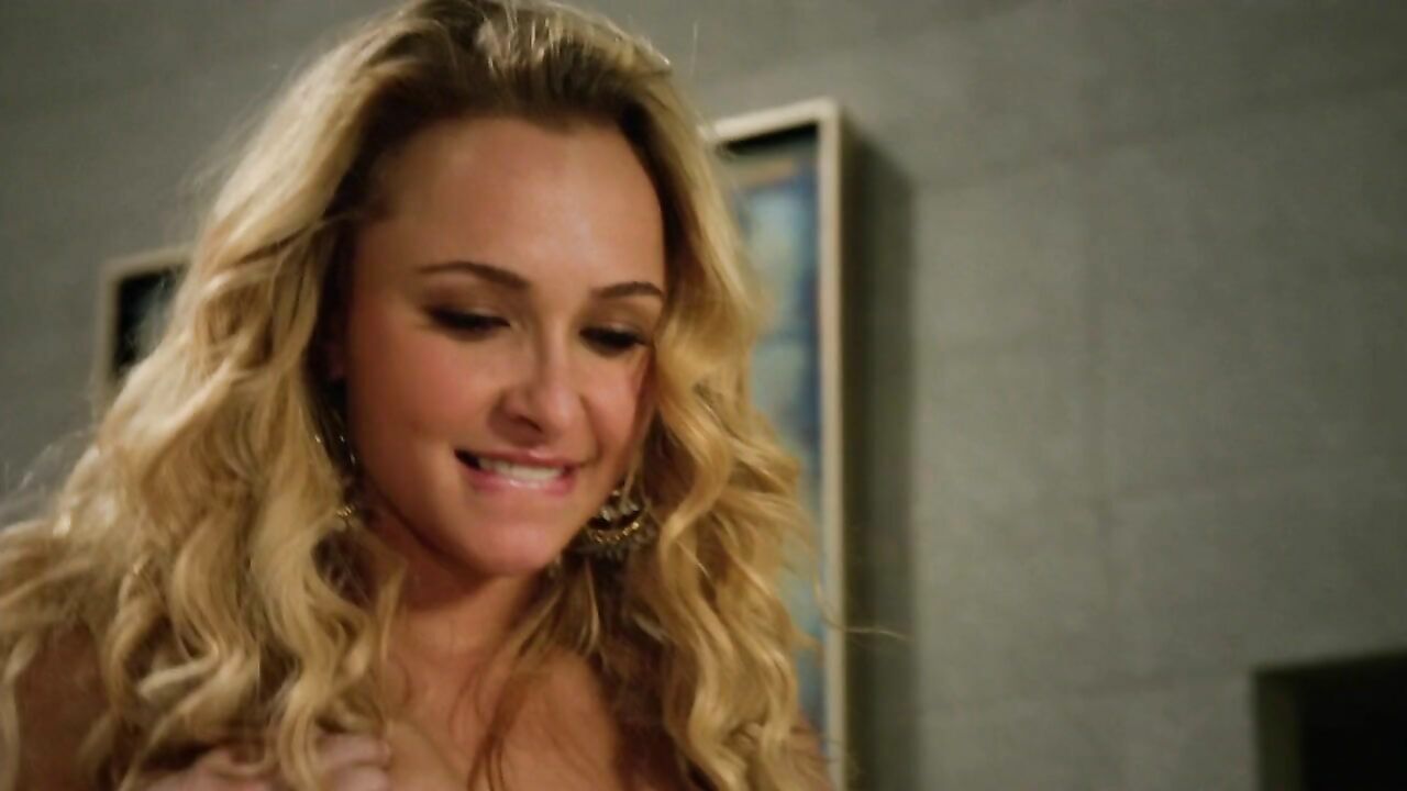 Hayden Panettiere nackt, Sexszene aus Nashville s01e07 (2012)