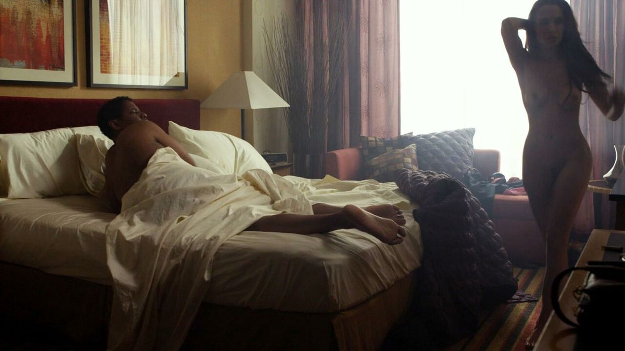 Nadine Velazquez erotic scene from Flight (2012)