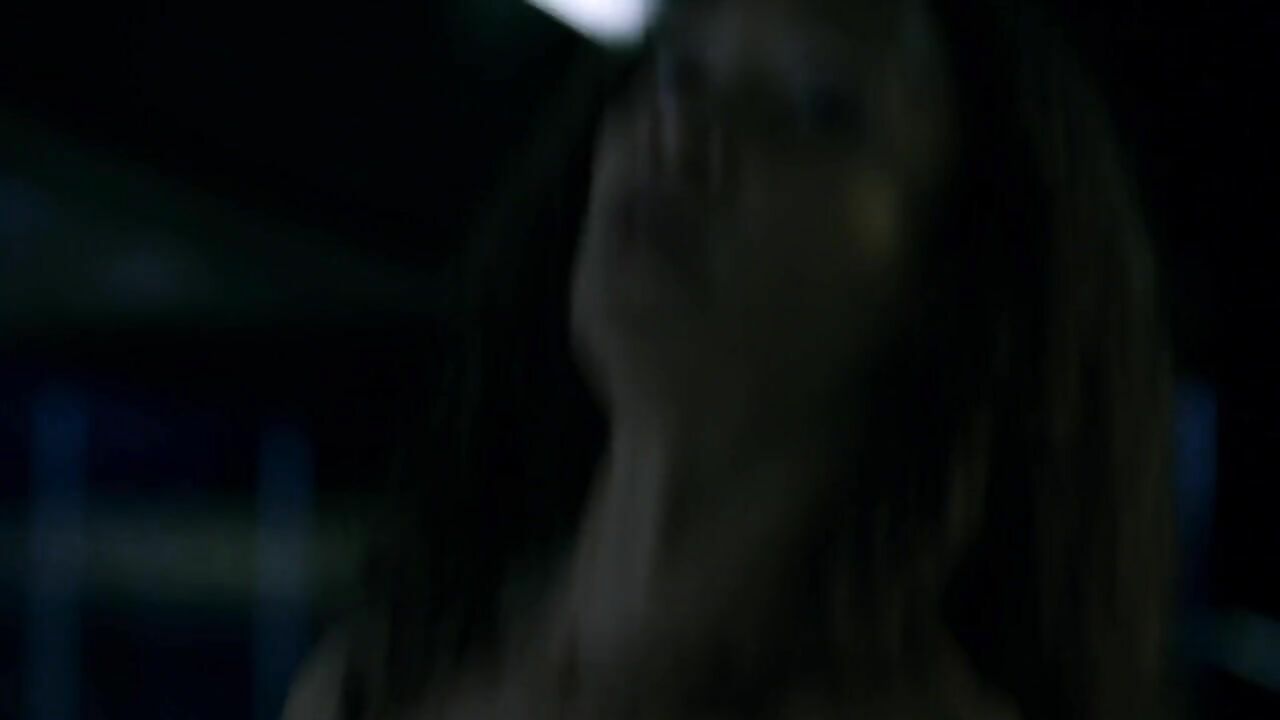 Thandie Newton erotic scene from Westworld s01e02 (2016)