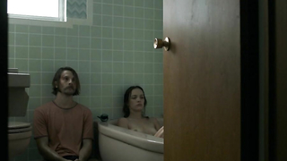 Erotische Szene von Jodi Balfour aus Quarry s01e04 (2016)