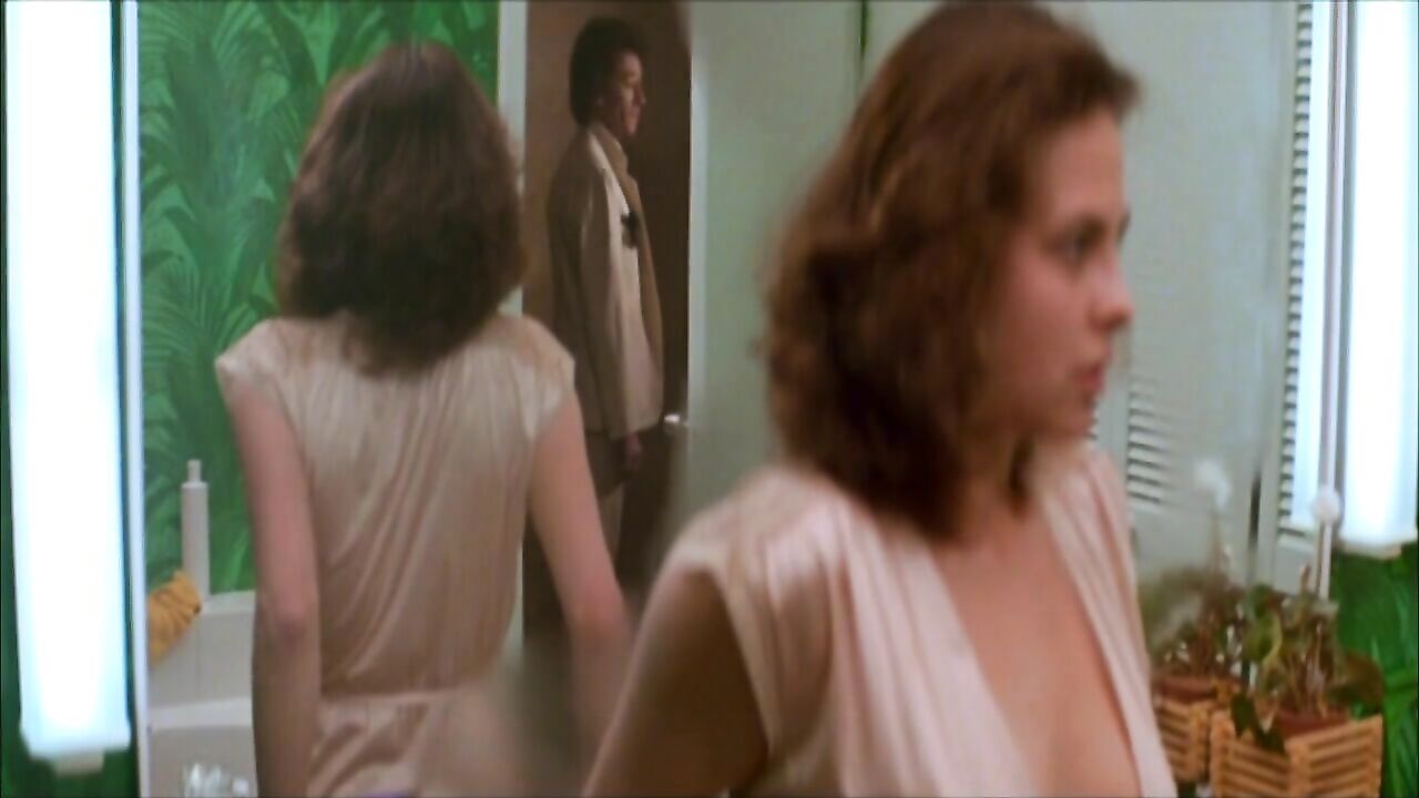 Alyson Best erotic scene from Harlequin (1980)