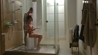 Jennifer Lauret nude, sex scene from Une Famille Formidable s12e04 (2015)