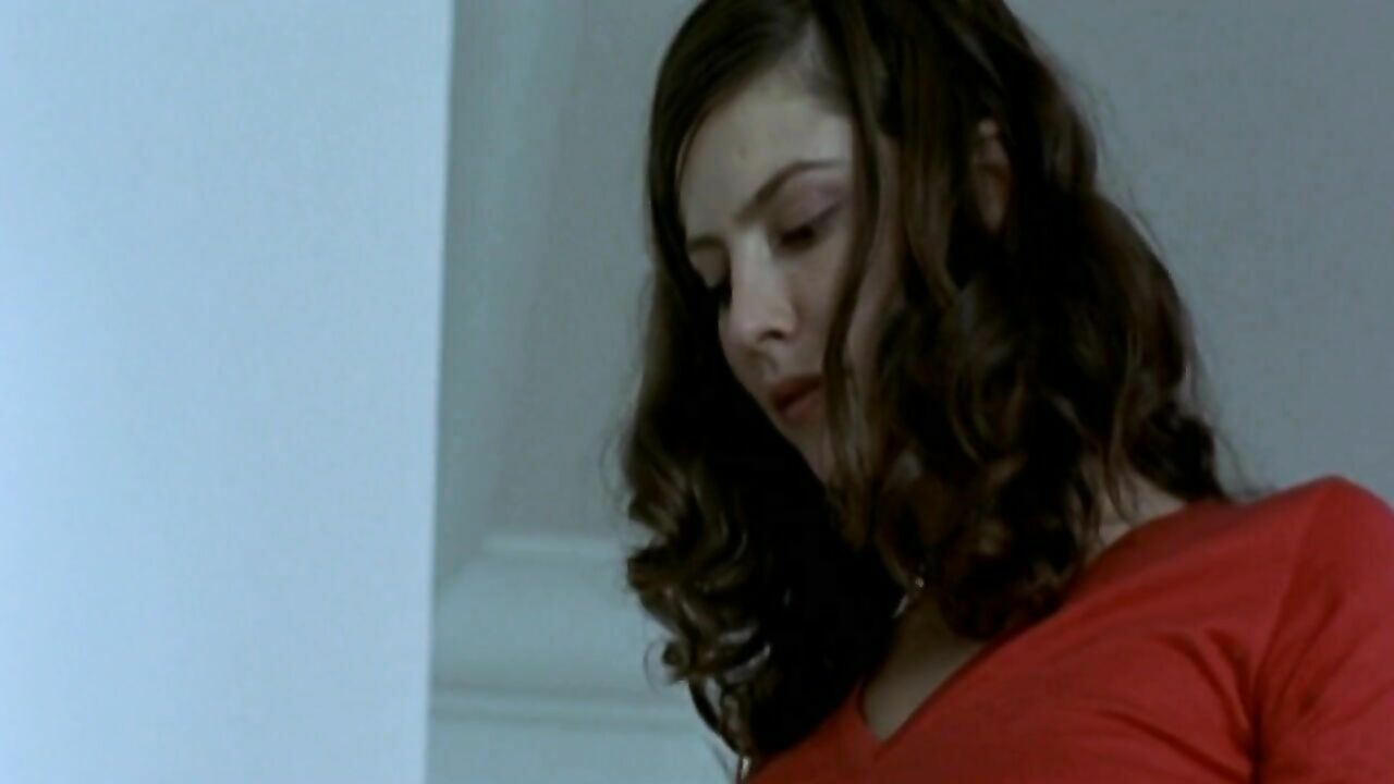 Anna Mouglalis nude, sex scene from Novo (2002)