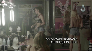 Marta Nosova erotic scene from Sladkaya zhizn s01e01 (2014)