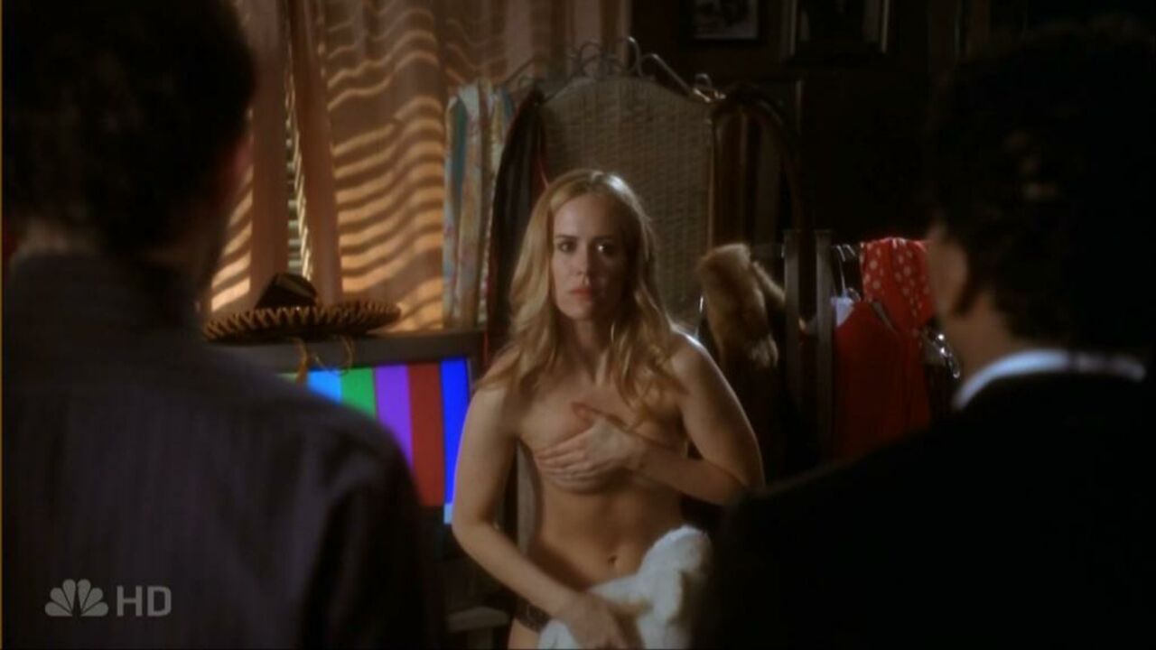 Sarah Paulson erotic scene from Studio 60 on the Sunset Strip s01e09 (2006)