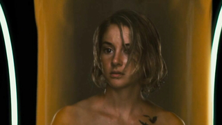 Shailene Woodley erotic scene from Allegiant (2016)