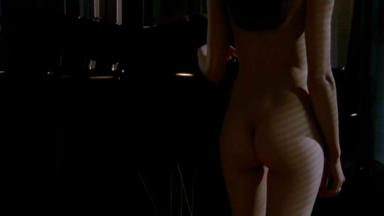 Milena Karas erotic scene from Geld.Macht.Liebe s01e01 (2009)