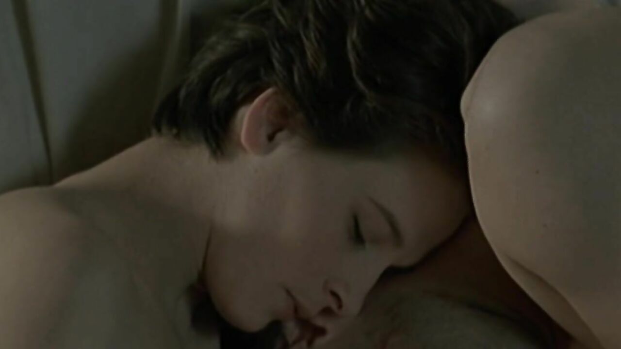 Juliette Binoche nude, sex scene from Rendez-vous (1985)