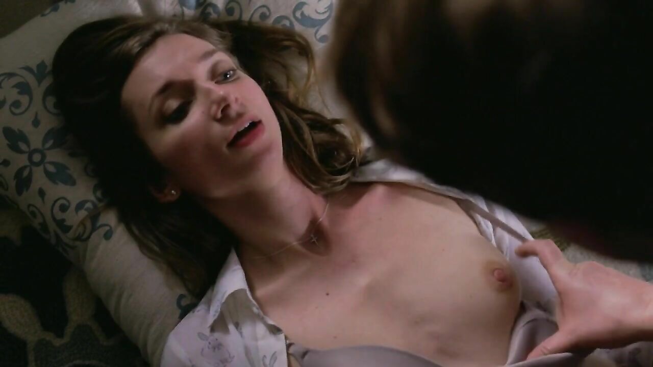 Lauren Lapkus nude, sex scene from Crashing s01e01 (2017)