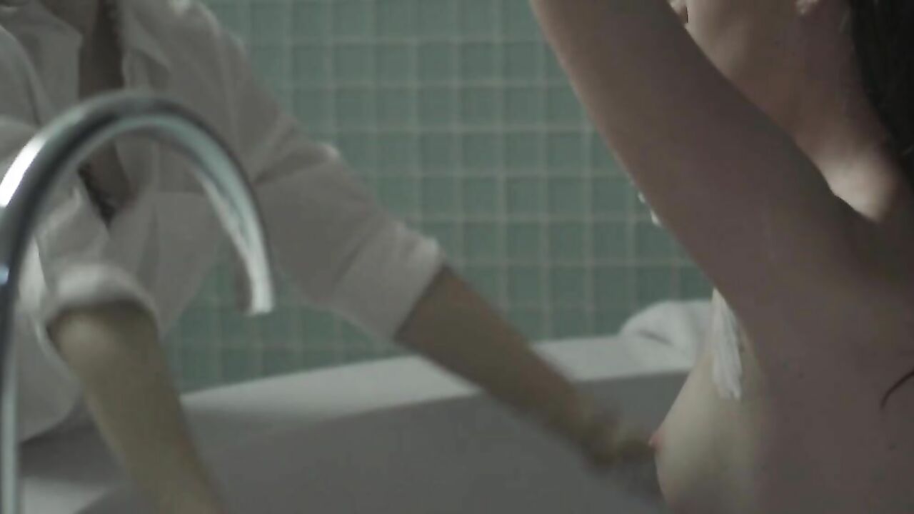 Sarah Hagan nude, sex scene from Sun Choke (2015)