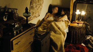 Natalia Verbeke erotic scene from Les femmes du 6e etage (2010)