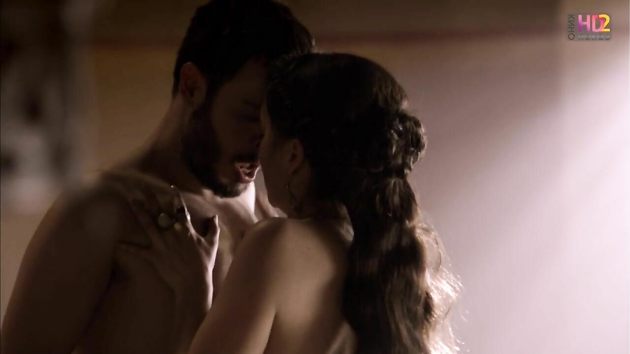 Laia Marull and San Yelamos nude, sex scene from Ermessenda s01e01 (2011)