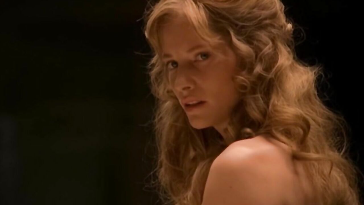 Sienna Guillory erotische Szene aus Helena von Troja (2003)