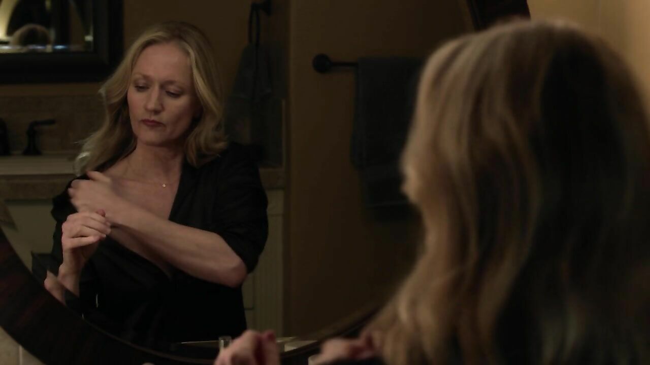 Paula Malcomson erotic scene from Ray Donovan s04e01 (2016)