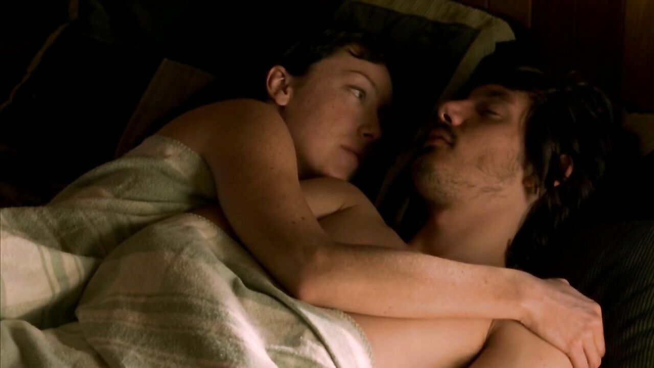 Molly Parker erotic scene from Who Loves The Sun (2006)