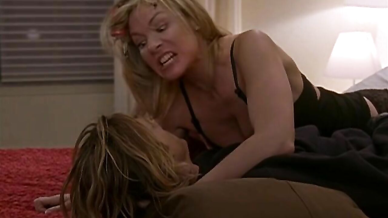 Kim Cattrall nude, sex scene from Sex and the City s06e04 (2003)