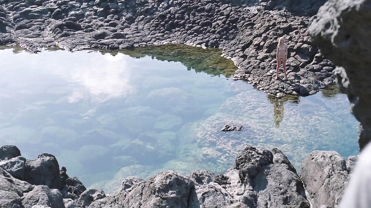 Dakota Johnson erotic scene from A Bigger Splash (2015)