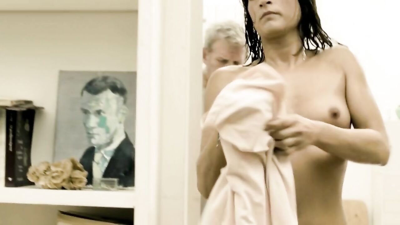 Eva Van de Wijdeven and Maria Kraakman erotic scene from Schneider vs. Bax (2015)