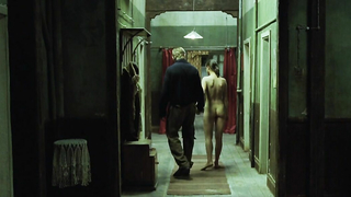 Scena erotica di Marta Yaneva da The Abandoned (2006)