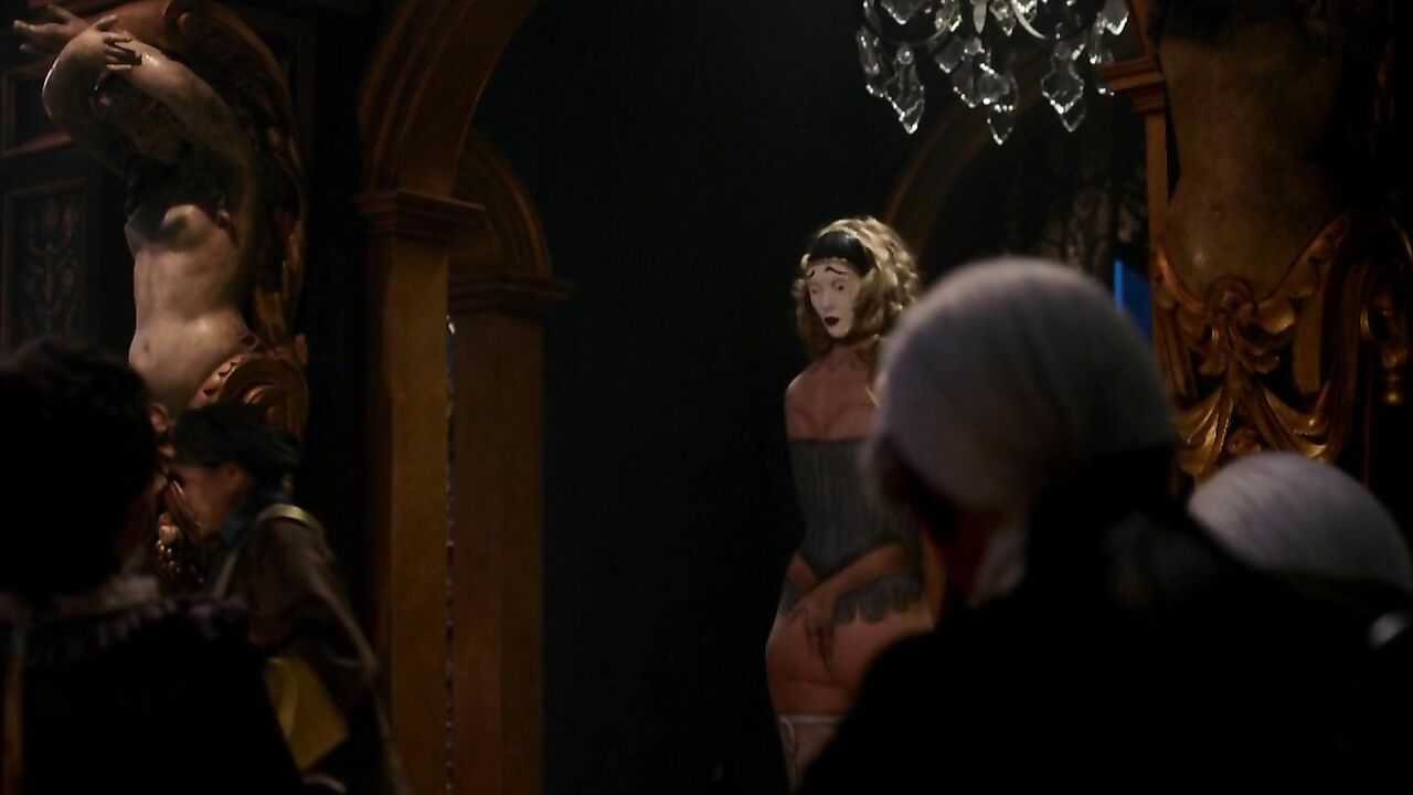 Grace Calder and Adrienne Marie Zitt nude, sex scene from Outlander s02e03 (2016)