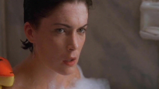 Lara Flynn Boyle and Katherine Kousi nude, sex scene from Threesome (1994)