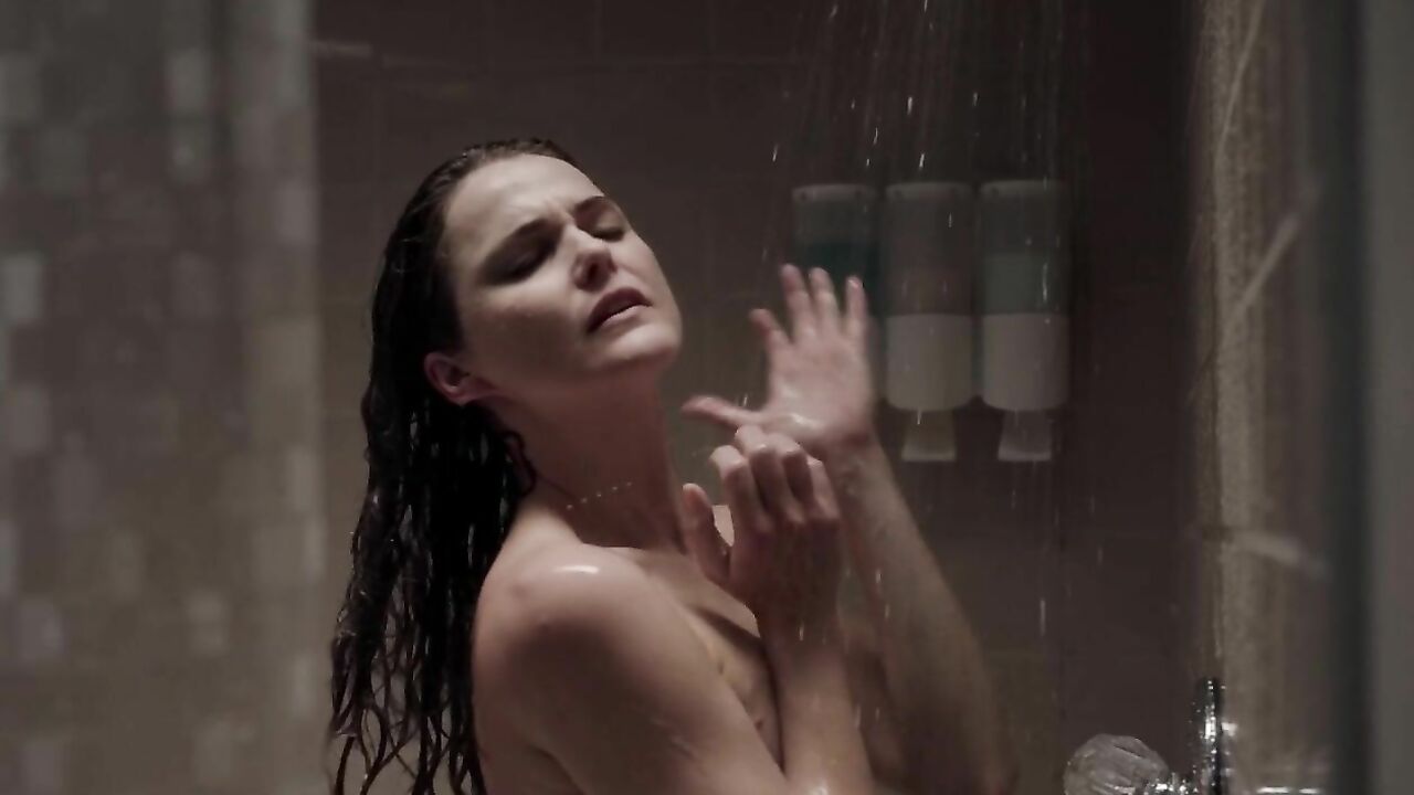 Keri Russell erotic scene from The Americans s05e02 (2017)