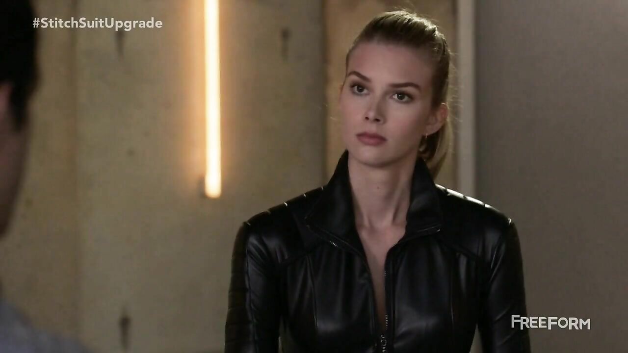 Emma Ishta erotic scene from Stitchers s02e01 (2016)