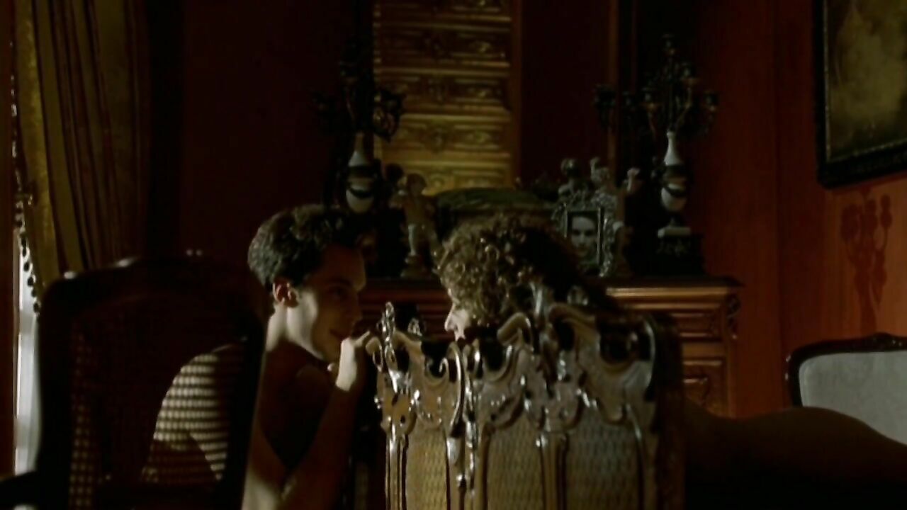 Valeria Golino nude, sex scene from Il sole nero (2007)