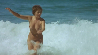 Annie Girardot nude, scene from Traitement de choc (1972)