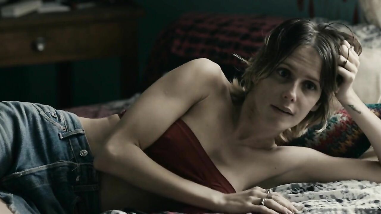 Deborah Secco nude, sex scene from Boa Sorte (2014)