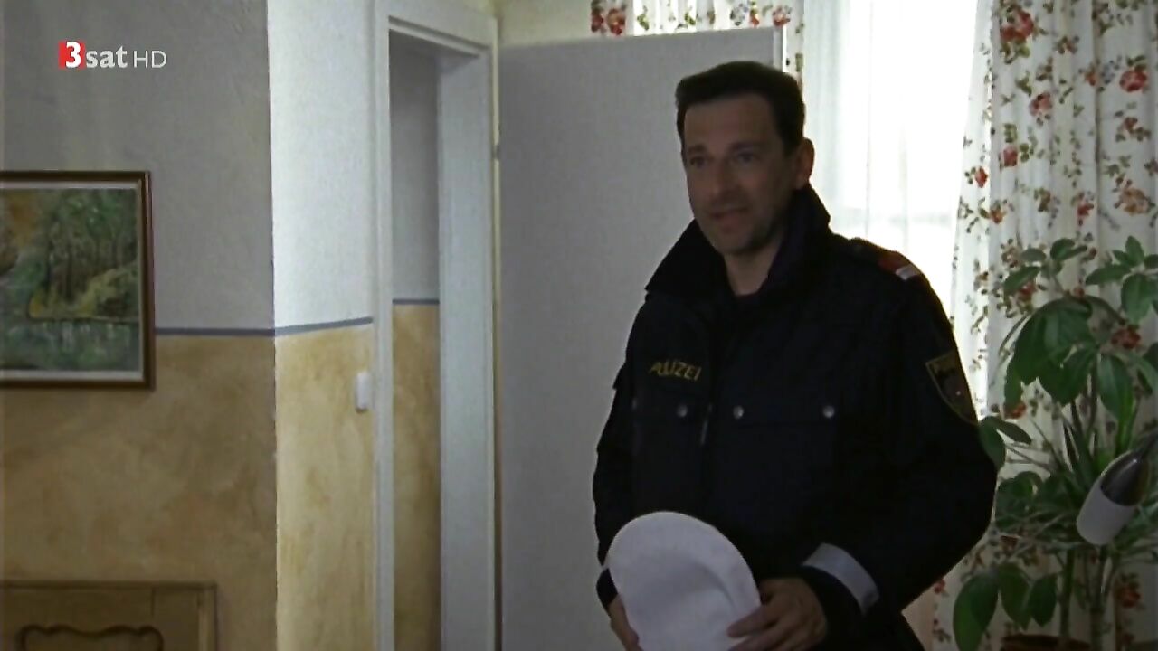 Maria Koestlinger nackt, Szene aus Oben ohne s01e06 (2007)