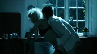 Anne Sofie Espersen nuda, Camilla Gottlieb nuda, scena di sesso da The Reunion 2: The Funeral (2014)