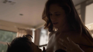 Amanda Righetti nude, sex scene from Colony s01e07 (2016)