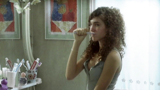 Laetitia Casta nuda, scena di Le grand appartement (2006)