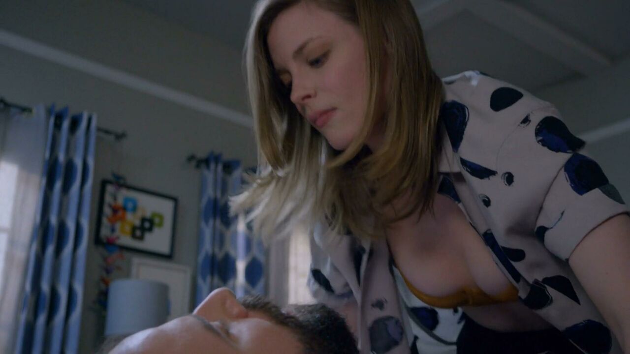 Gillian Jacobs nude, sex scene from Love s01e01 nude, sex scene from07 (2016)