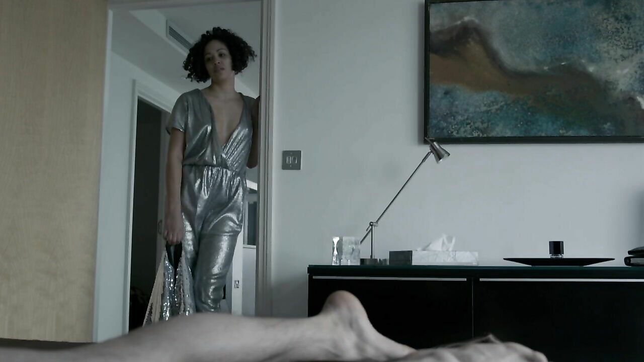 Riann Steele nude, erotic scene from The Tunnel s01e06 (2013)