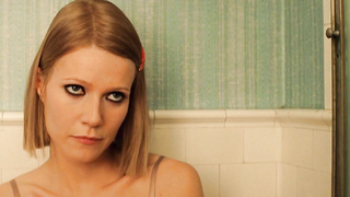 Gwyneth Paltrow and Tatiana Abbey nude, The Royal Tenenbaums (2001)