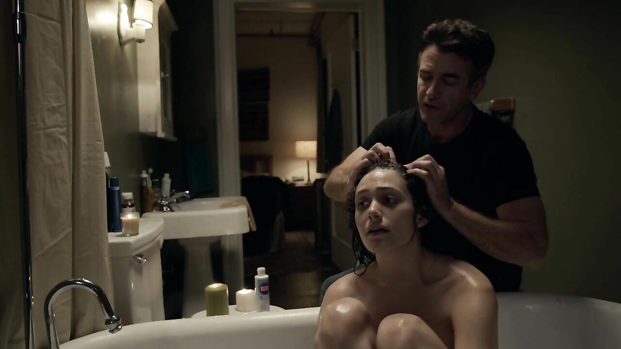 Emmy Rossum and Sherilyn Fenn nude, sex scene from Shameless s06e07 (2016)