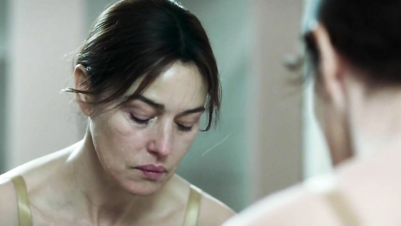 Monica Bellucci nude, erotic scene from Ville-Marie (2015)