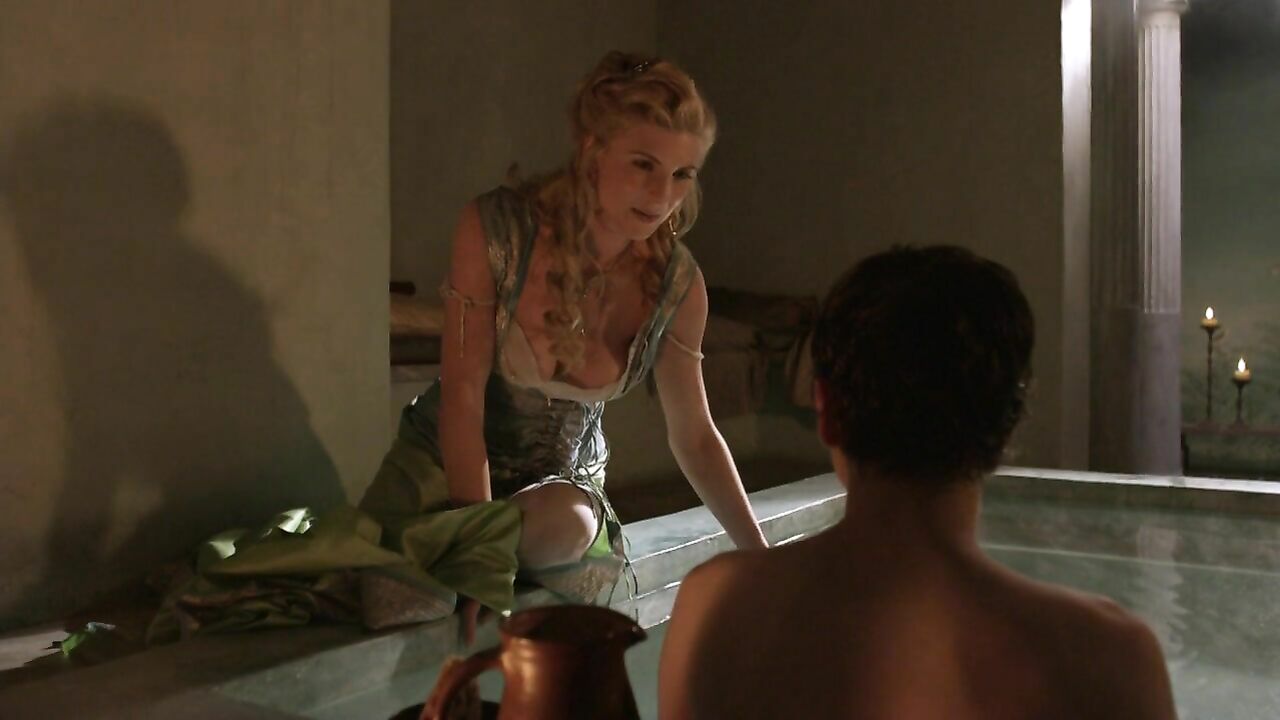 Viva Bianca nackt, erotische Szene aus Spartacus: Blood and Sand s01e10 (2010)