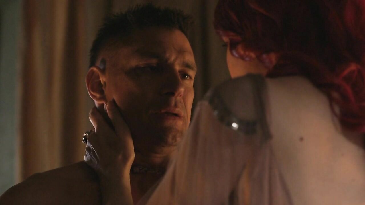 Lucy Lawless nude, erotic scene from Spartacus: Blood and Sand s01e12 (2010)